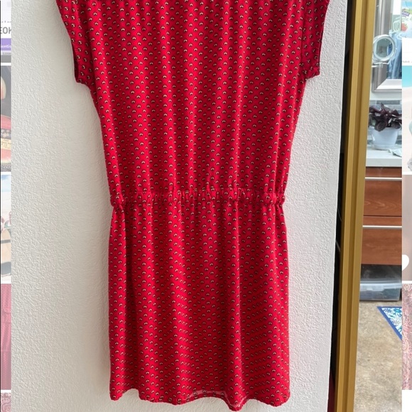 Red dress - Picture 2 of 2